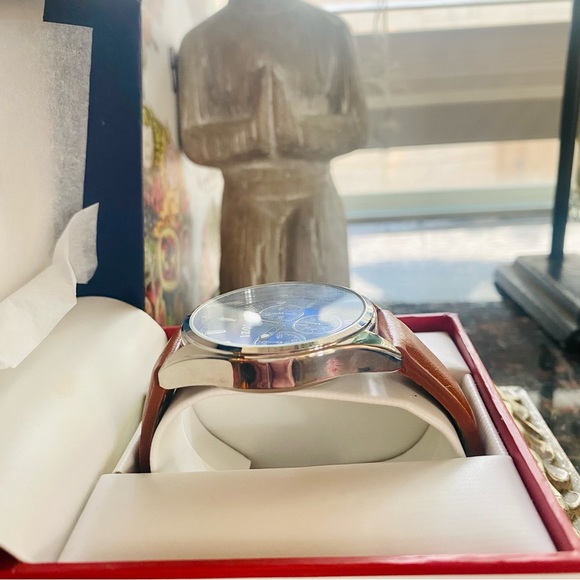 *NEW* Mens IZOD® Blue Dial Watch w/Brown Band - Picture 9 of 11